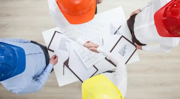 Pozwolenie na budowę: Ile trwa i jak przyspieszyć proces w 2026?